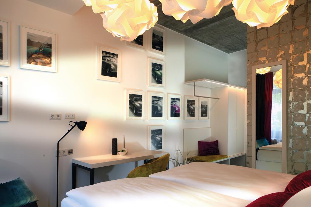 Best Western Loftstyle Hotel Stuttgart-Zuffenhausen ภายนอก รูปภาพ