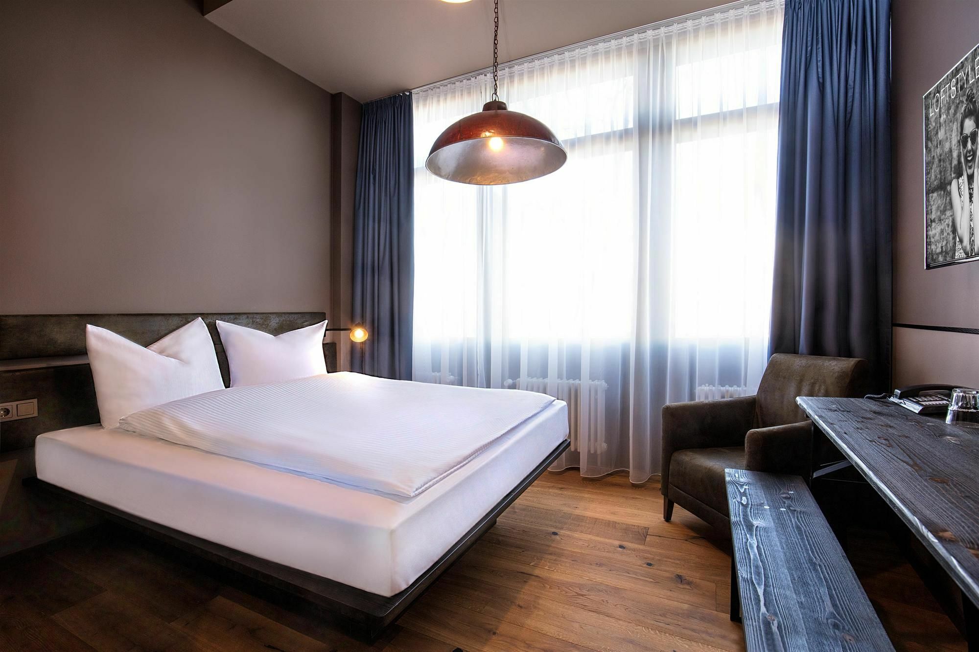 Best Western Loftstyle Hotel Stuttgart-Zuffenhausen ภายนอก รูปภาพ